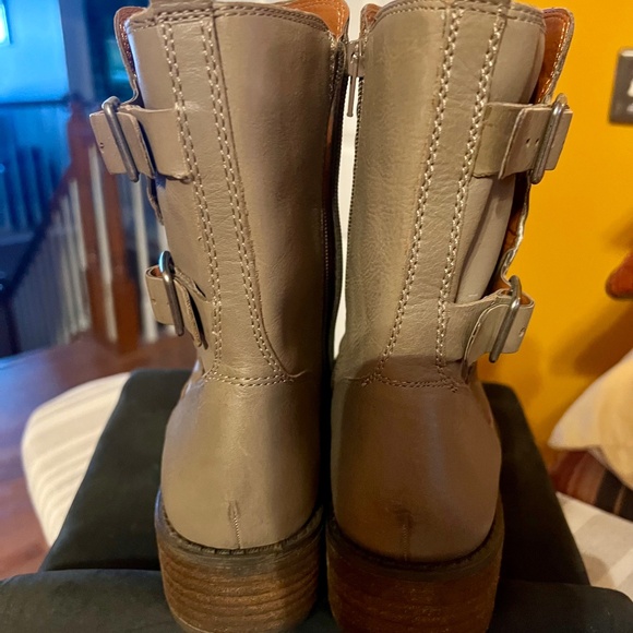 Ladies boots - Picture 6 of 7